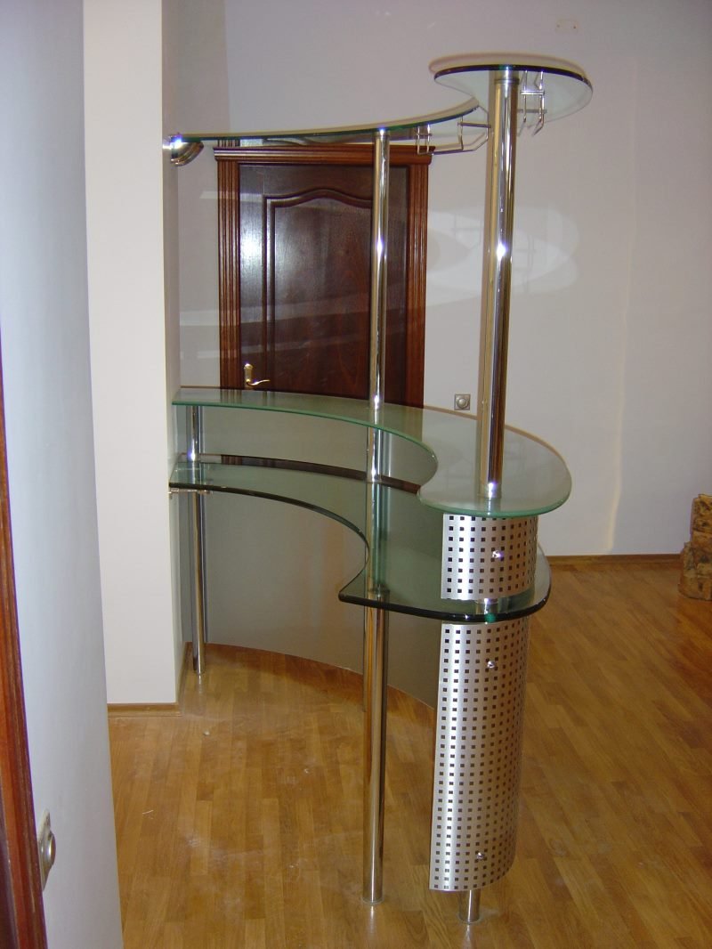 Стеклянные барные стойки
