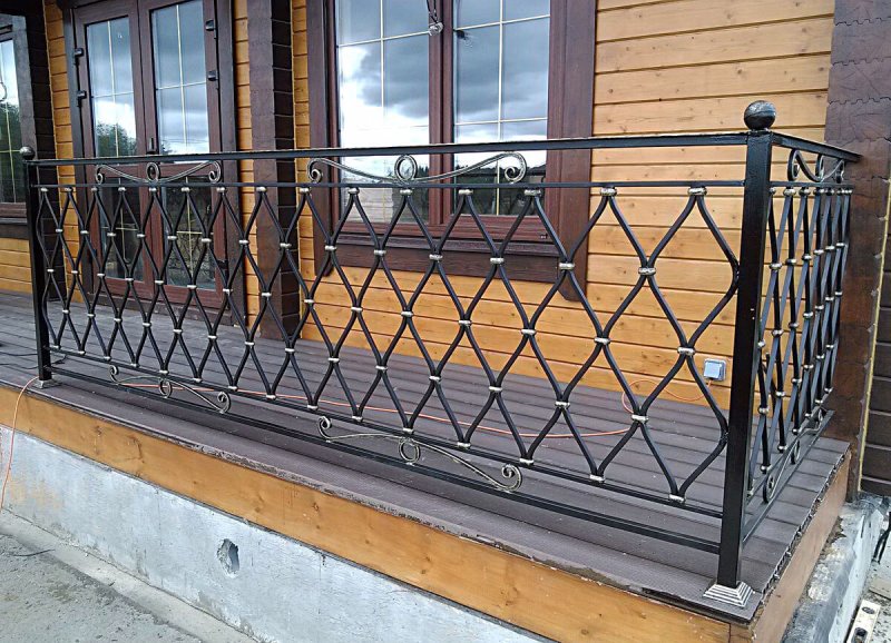 Кованые ограждения для террасы