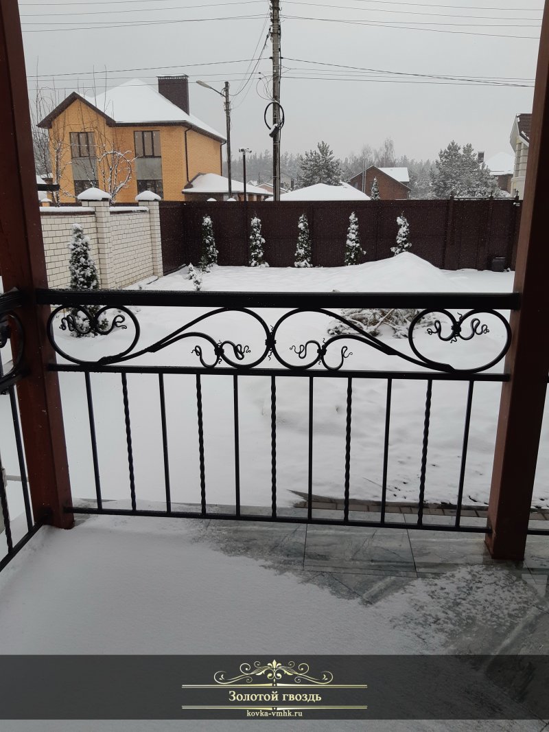 Кованые ограждения для террасы