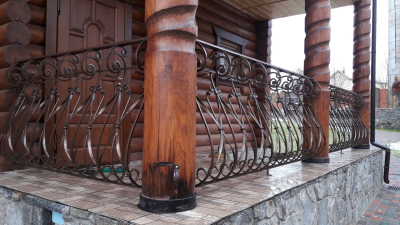 Кованые перила для крыльца