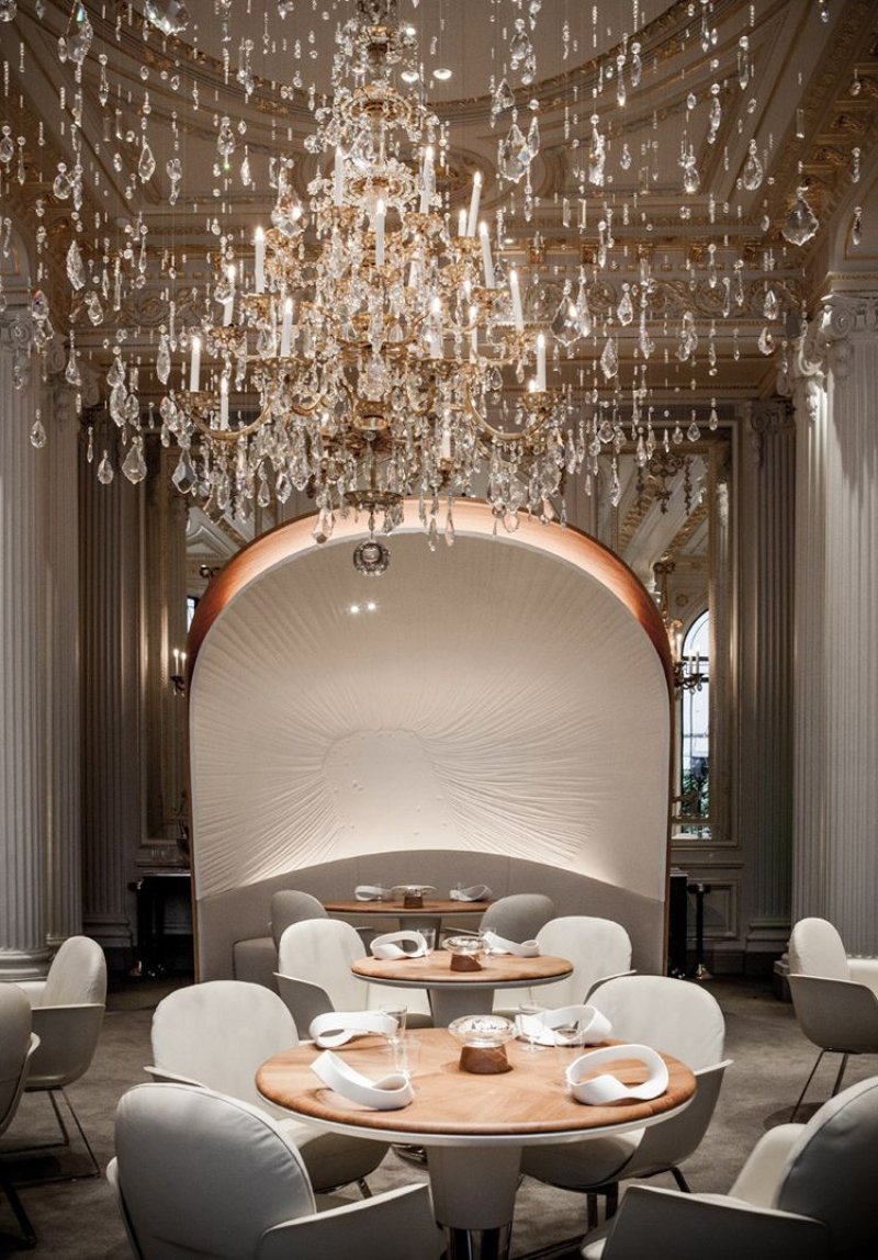 Ресторан alain ducasse au plaza athenee