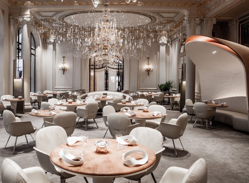 Ресторан alain ducasse au plaza athenee
