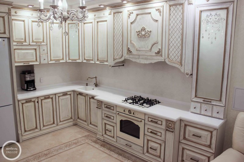Кухня с патиной классика