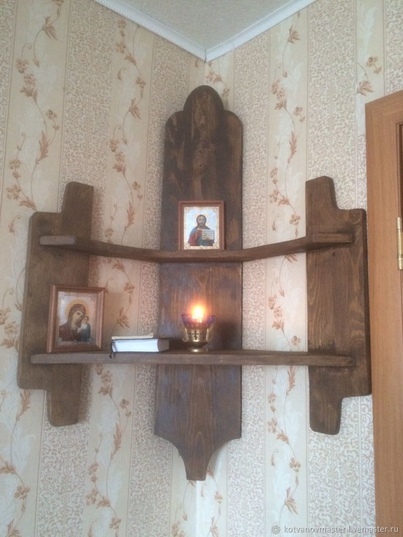 Угловая полка для икон