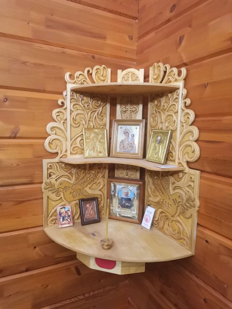 Иконостас угловой