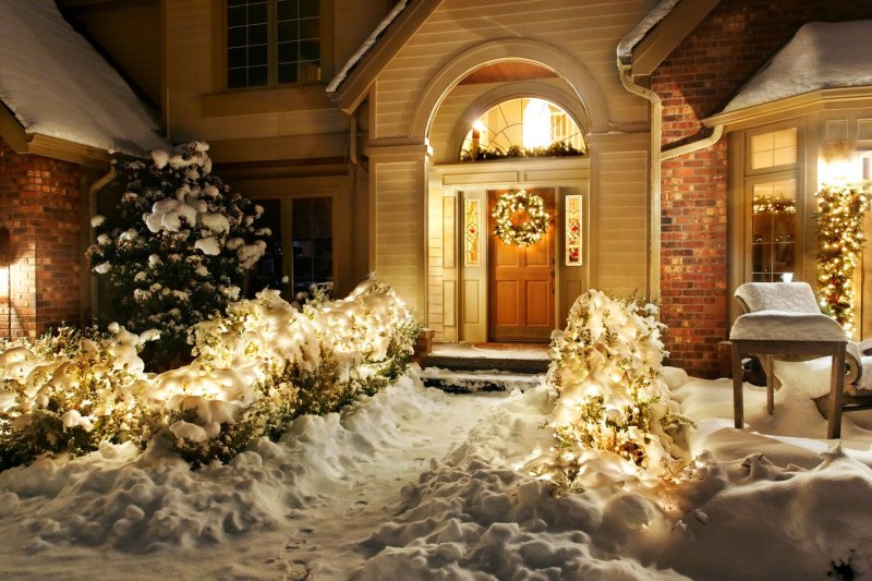 Outdoor christmas decorations