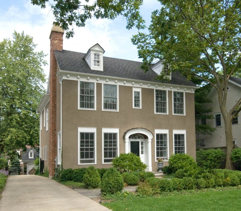 Colonial style houses