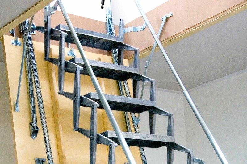Лестница-люк loft ladder