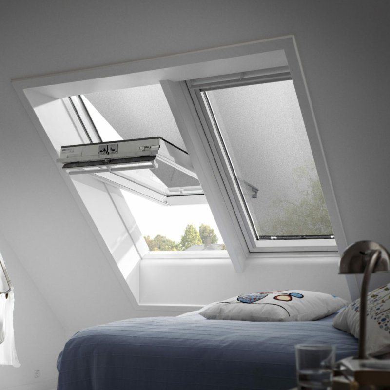 Штора для мансардных окон velux