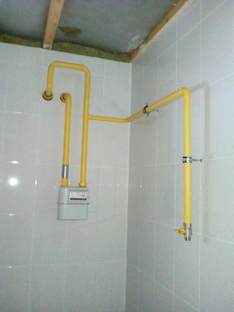 Газовая труба в квартире