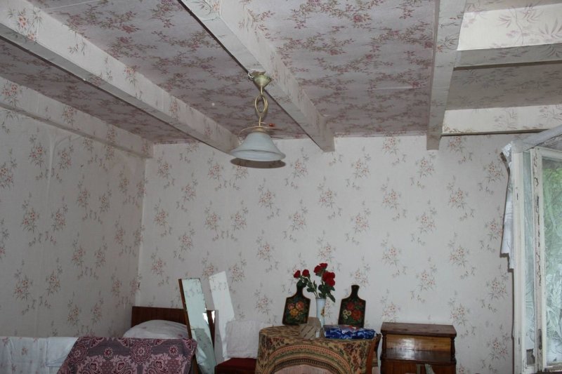 Потолок в деревенском доме
