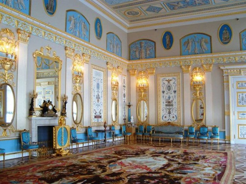 Екатерининский дворец в царском селе