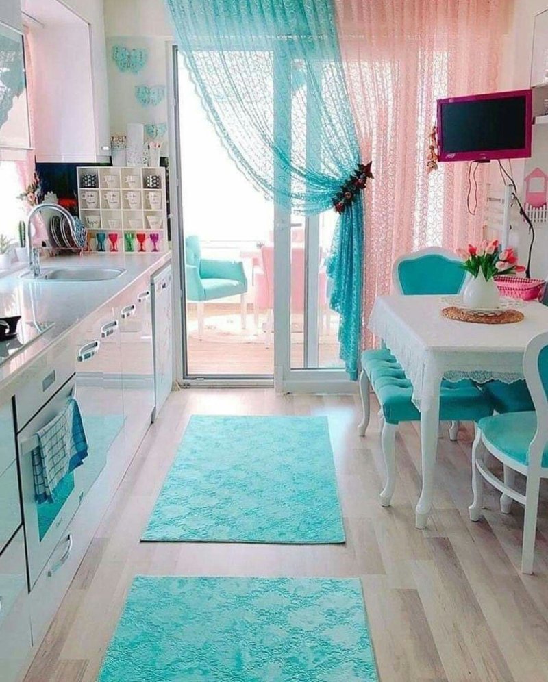 Кухня бирюза с белым