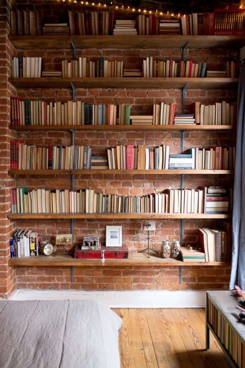 Книжные полки