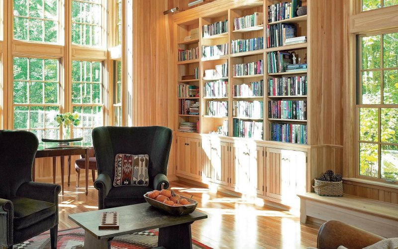 Комната с книжными полками