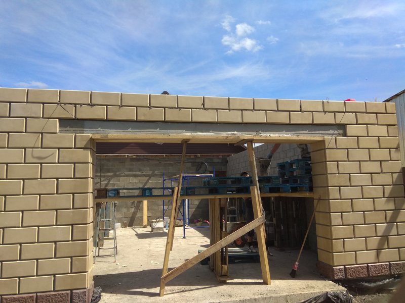Гараж из газосиликатных блоков