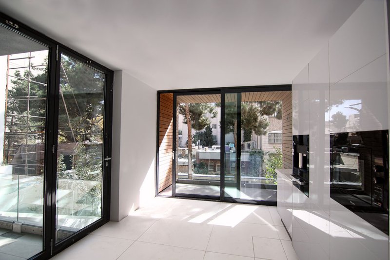 Sliding glass door