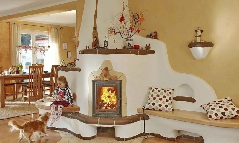 Современная печь с лежанкой