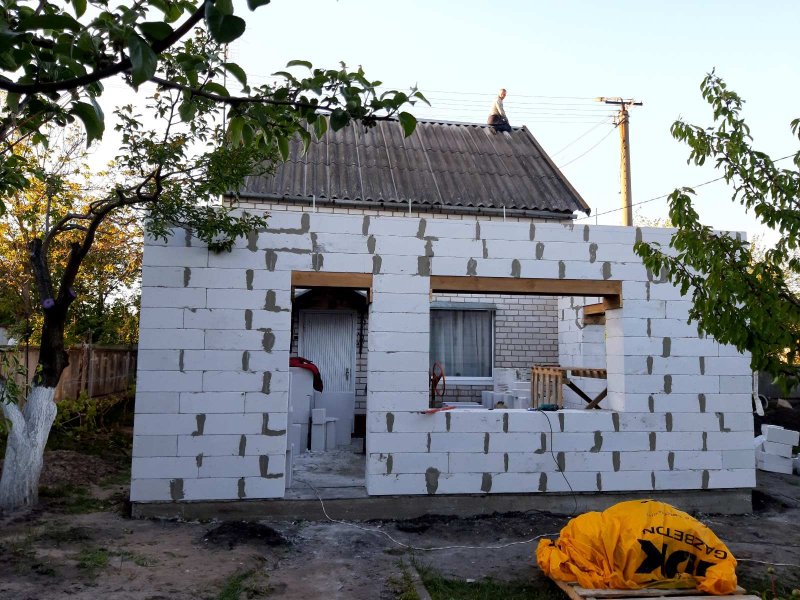 Пристройка к деревянному дому из пеноблоков