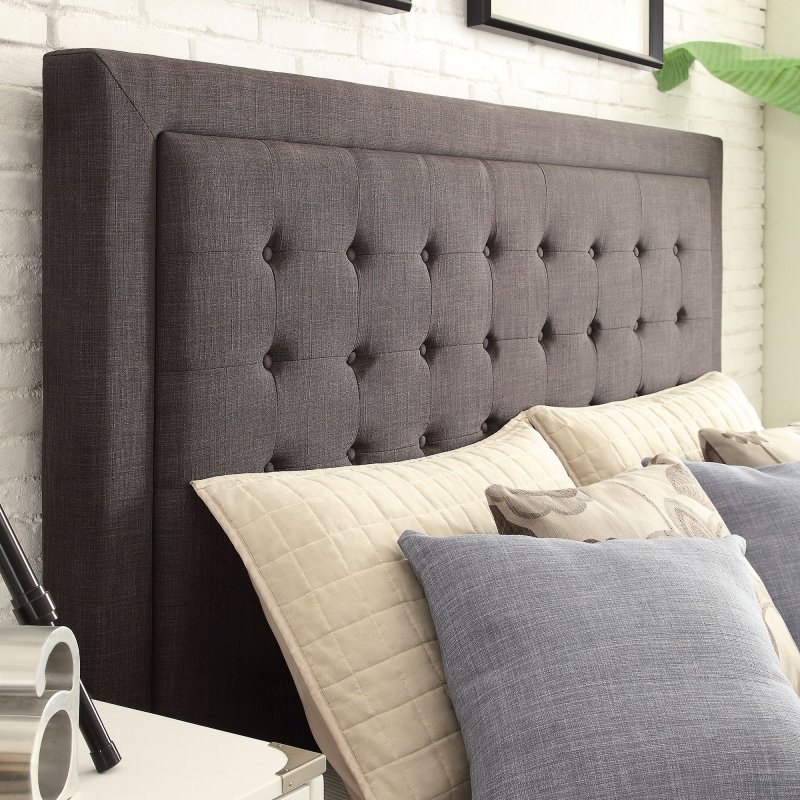 Кровать tufted headboard