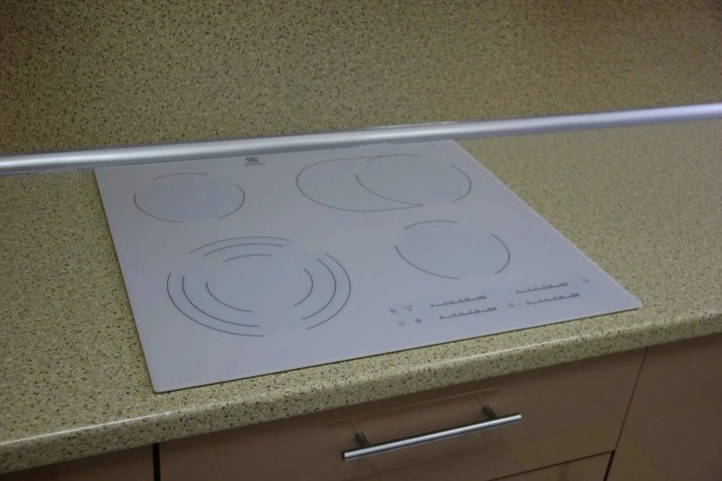 Электрическая варочная панель electrolux