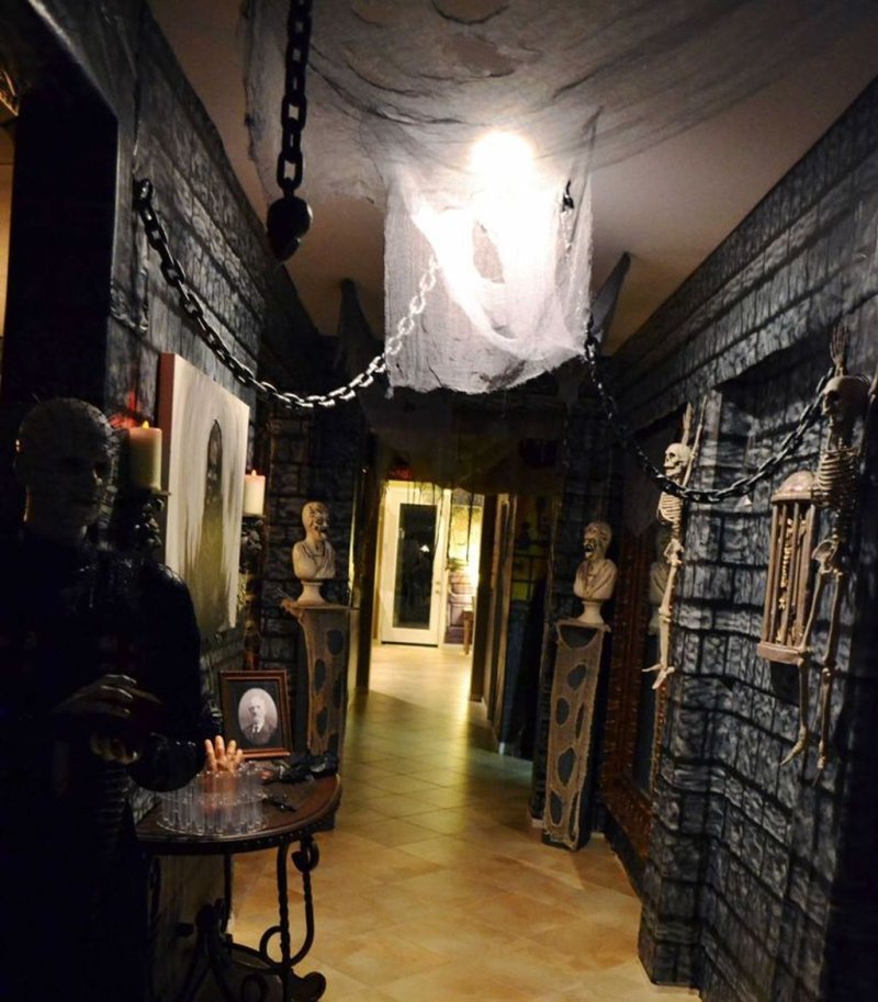 Halloween decorating