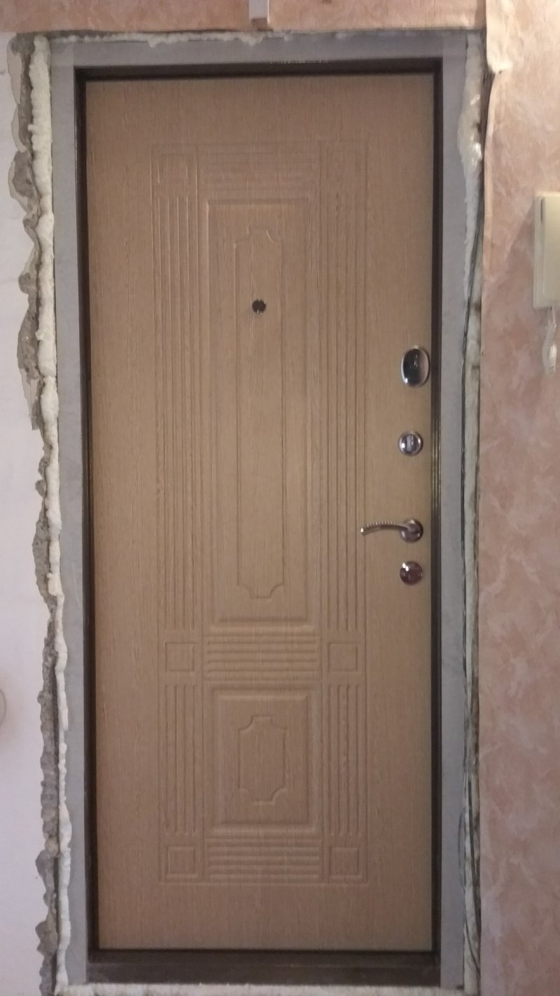 Откос входной двери