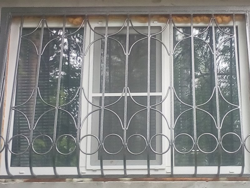 Металлические решетки на окна