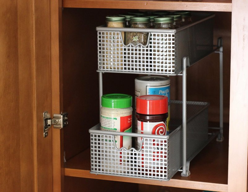 Kitchen cabinet organizer