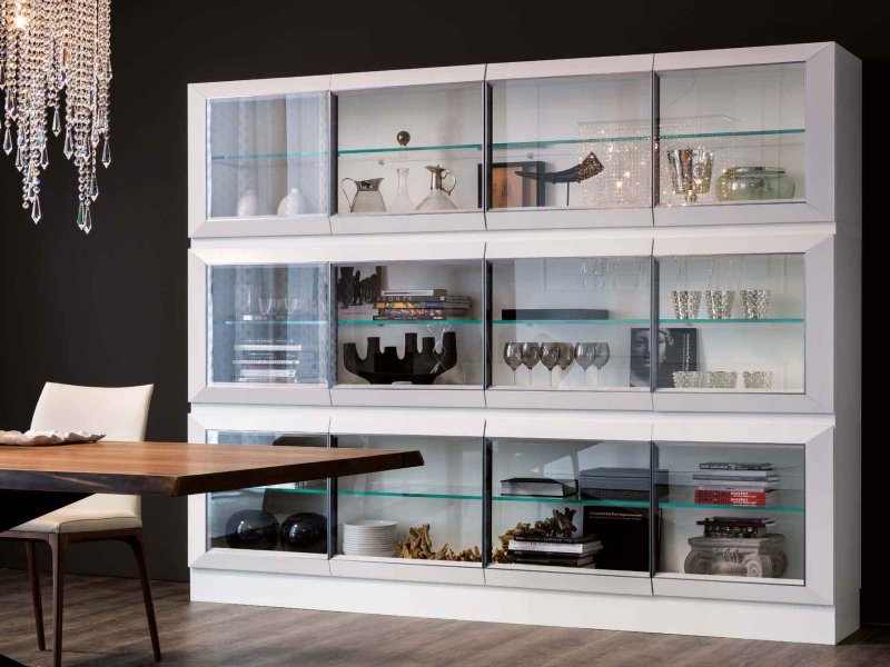 Cattelan italia витрина