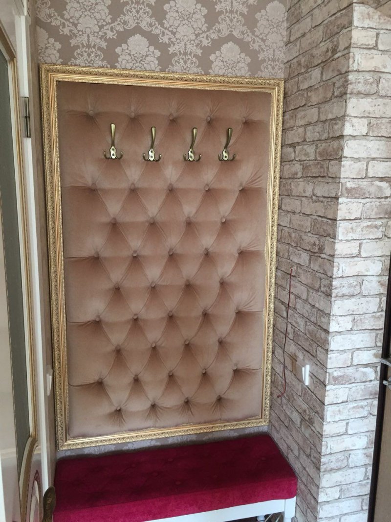 Прихожая с каретной стяжкой