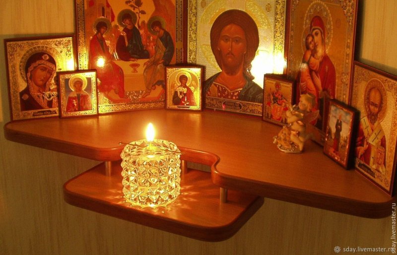 Какие иконы должны быть в доме обязательно