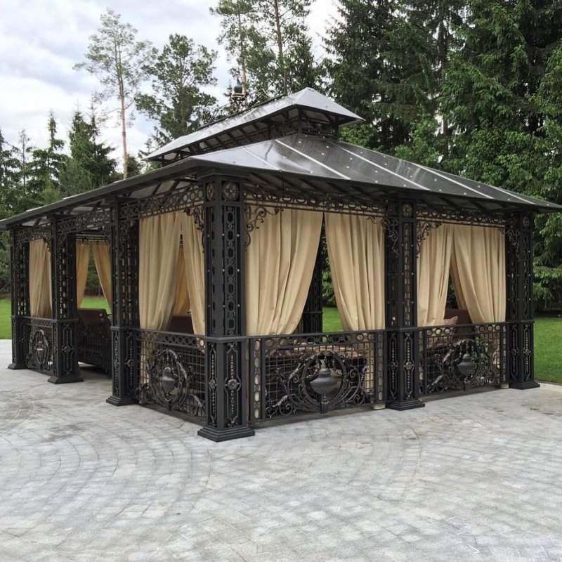 Кованая беседка