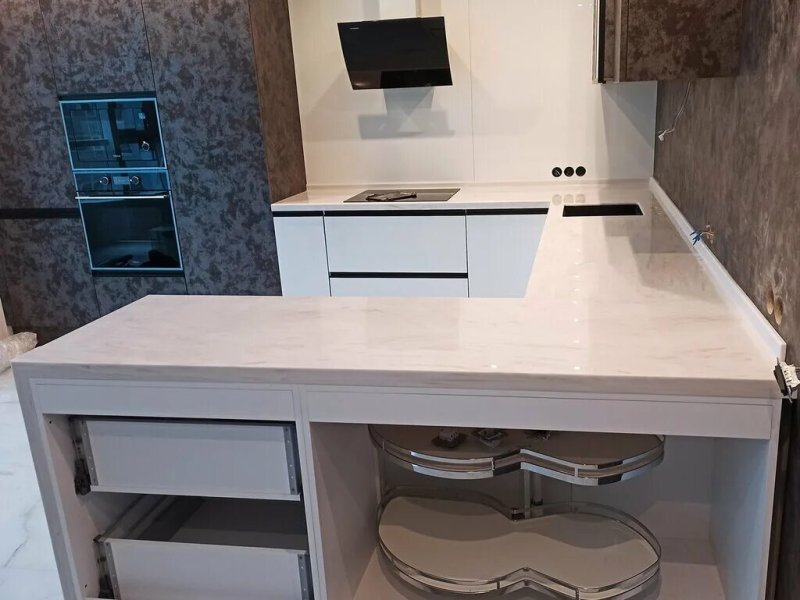 Столешница из искусственного камня