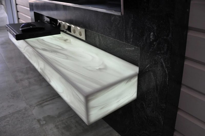 Corian white onyx столешница