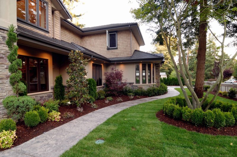 Front yard landscaping ideas