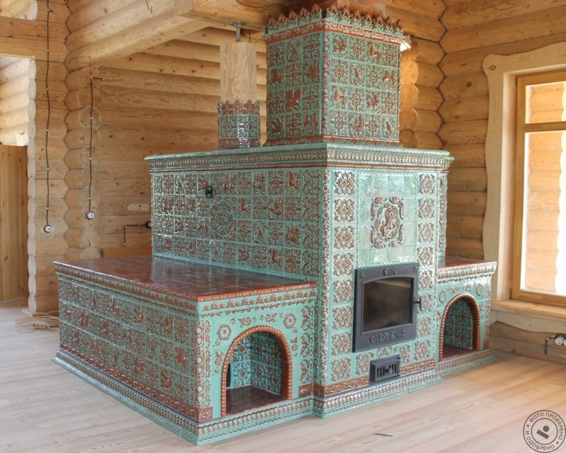 Печь с изразцами