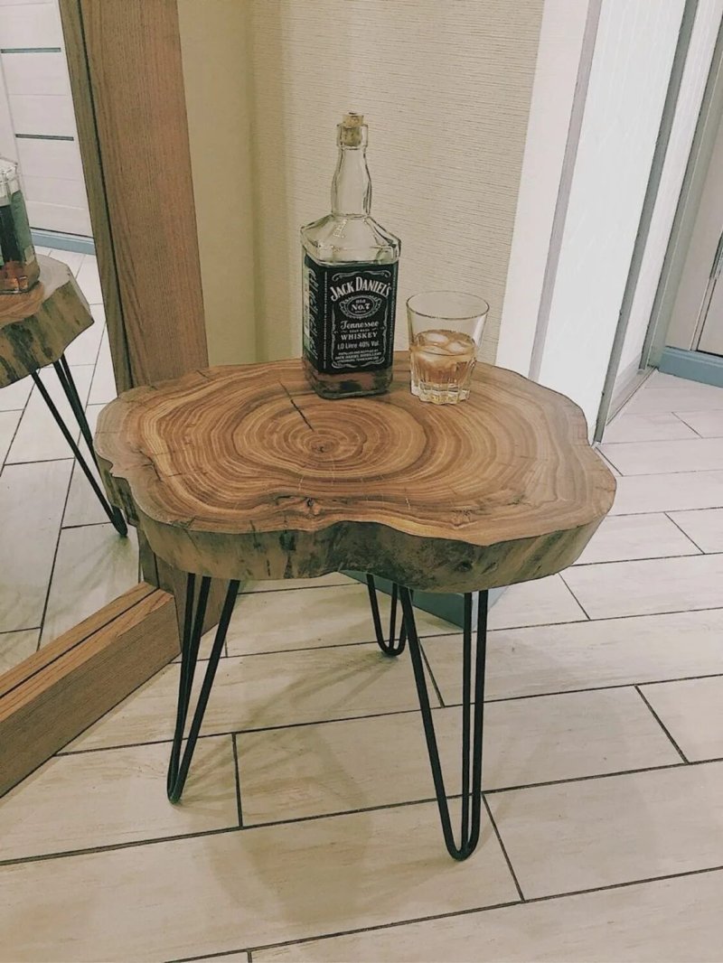Журнальный столик карагач