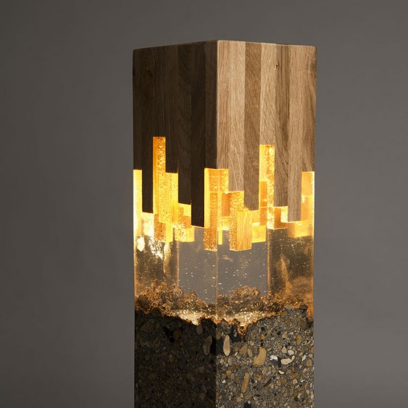 Epoxy resin lamp