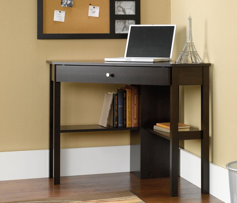 Компьютерный стол corner desk