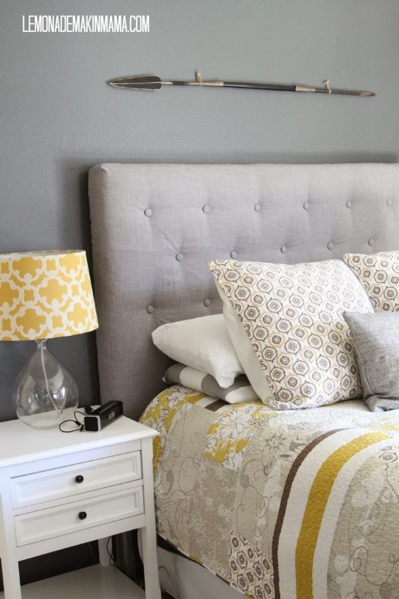 Кровать tufted headboard