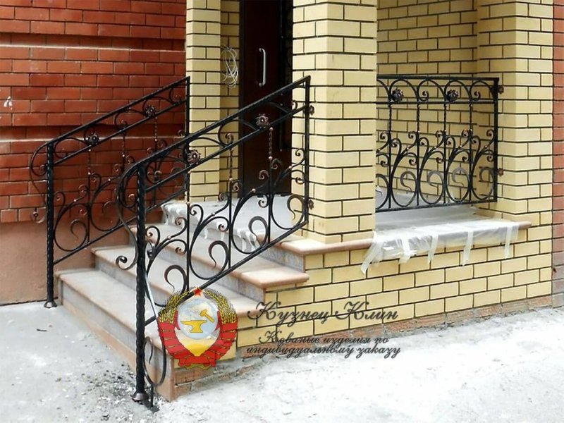 Ограждение для крыльца