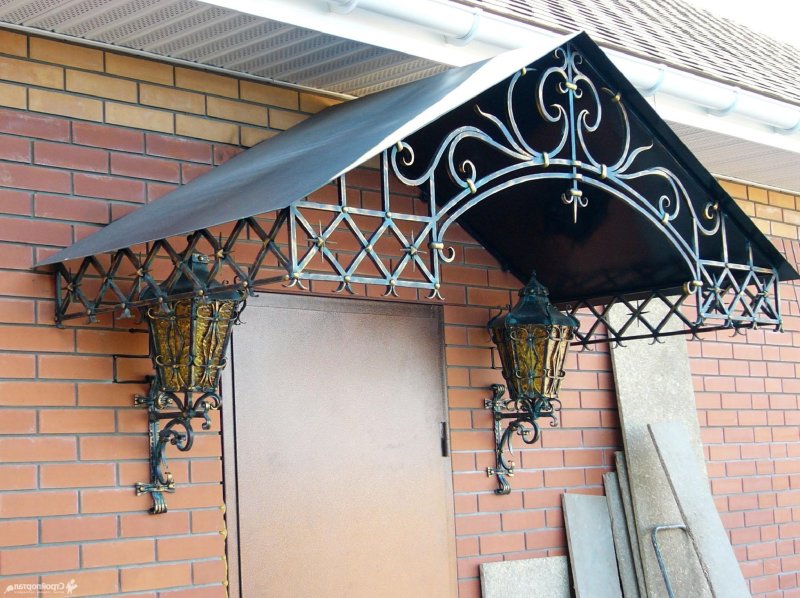 Кованые козырьки