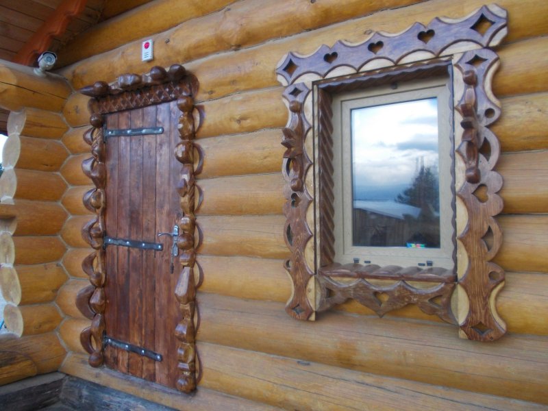 Наличники деревянные резные