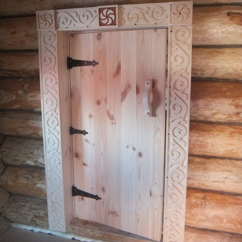 Двери для бани деревянные