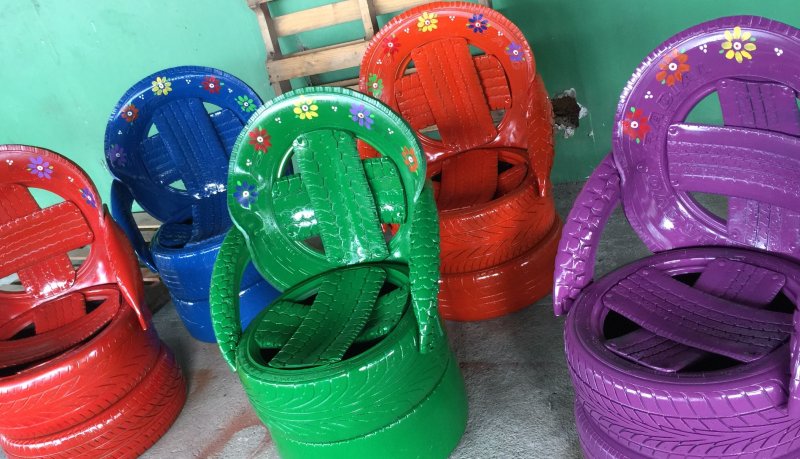Поделки из покрышек автомобильных для сада