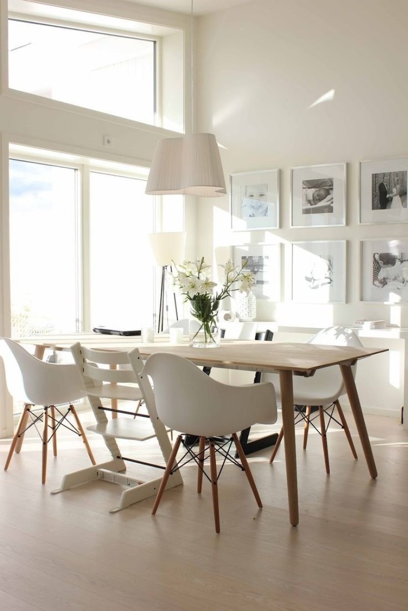 Белый стул икеа eames в интерьере