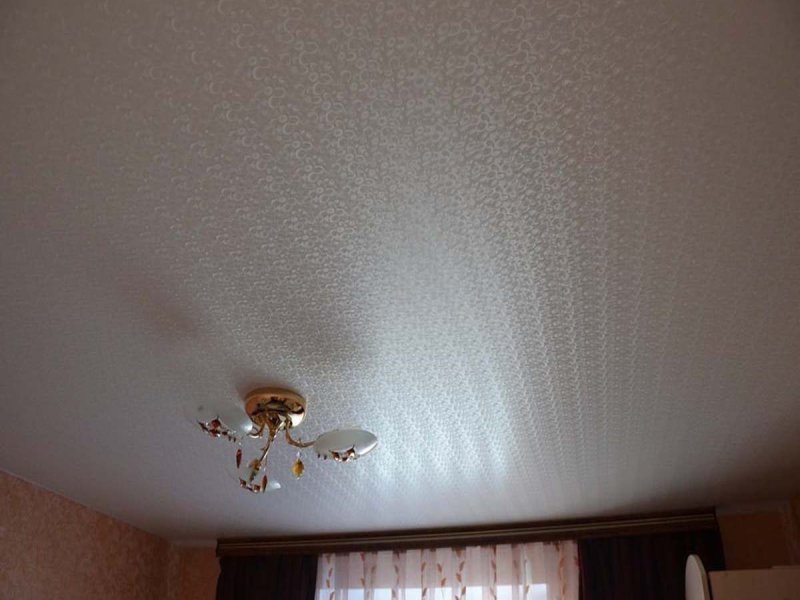 Фактурные натяжные потолки