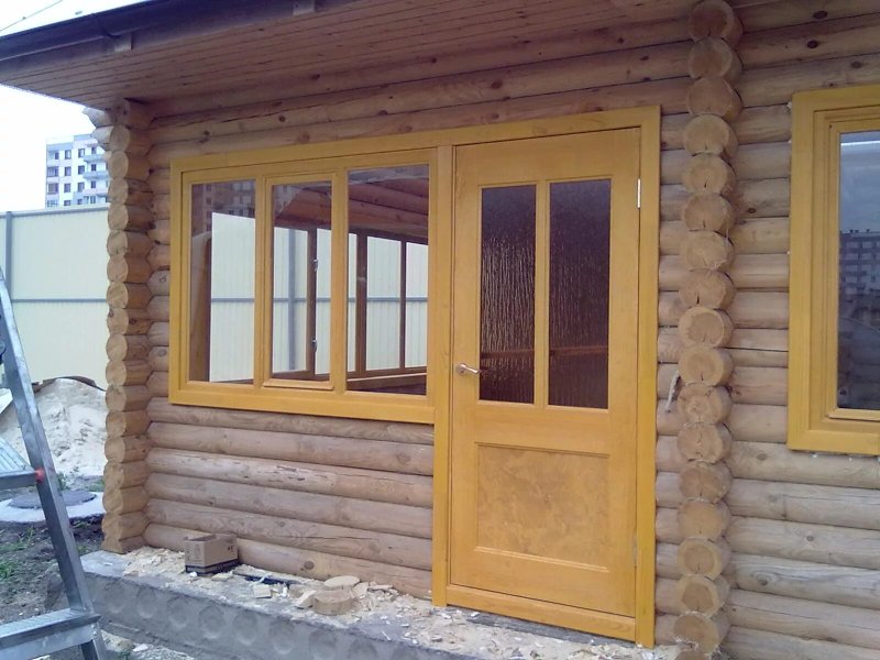 Деревянные окна для дачи