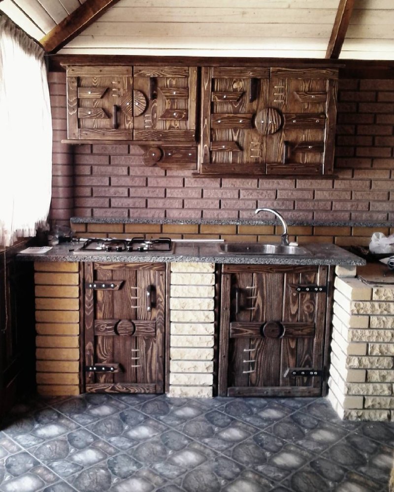 Деревянные кухни под старину